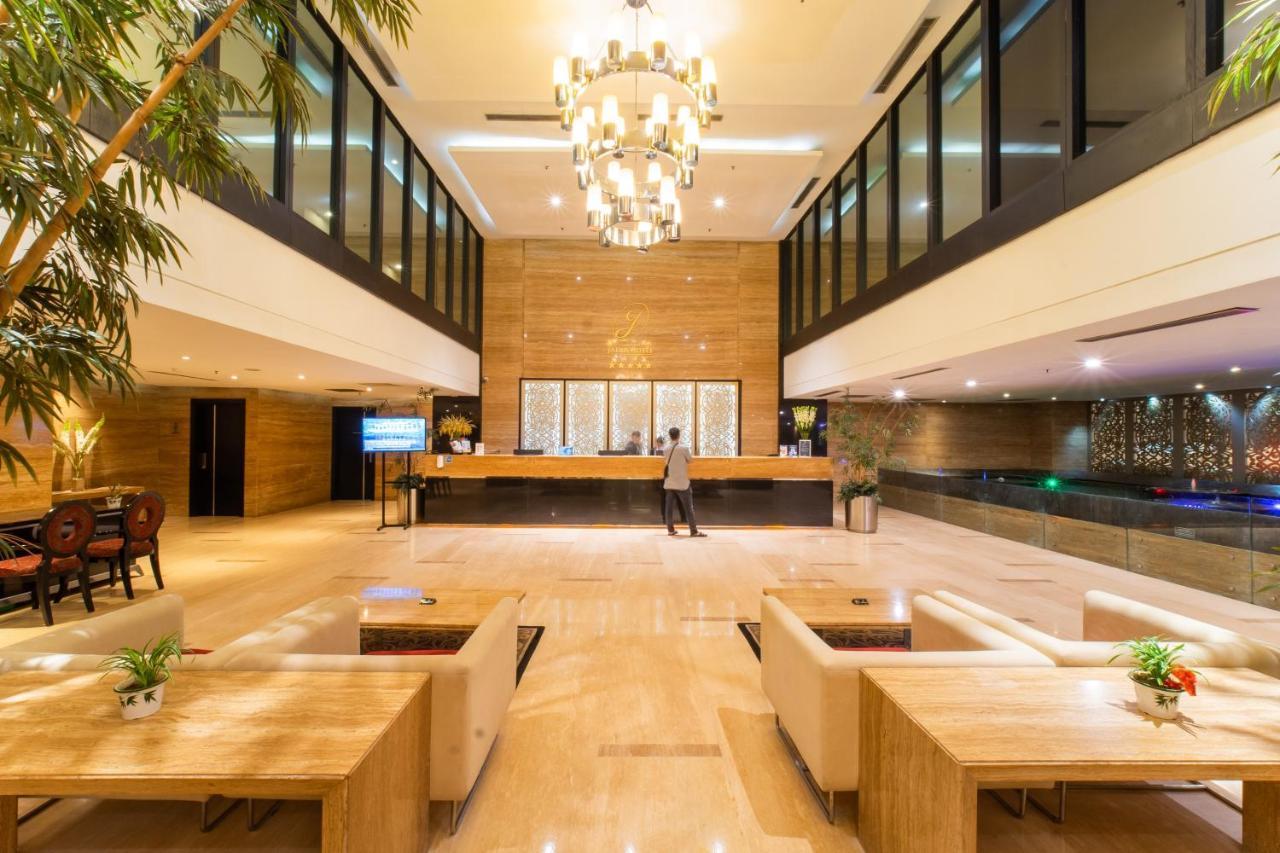 Grand Jatra Hotel Balikpapan Exteriér fotografie